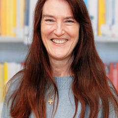 Mag. Karin Hansel