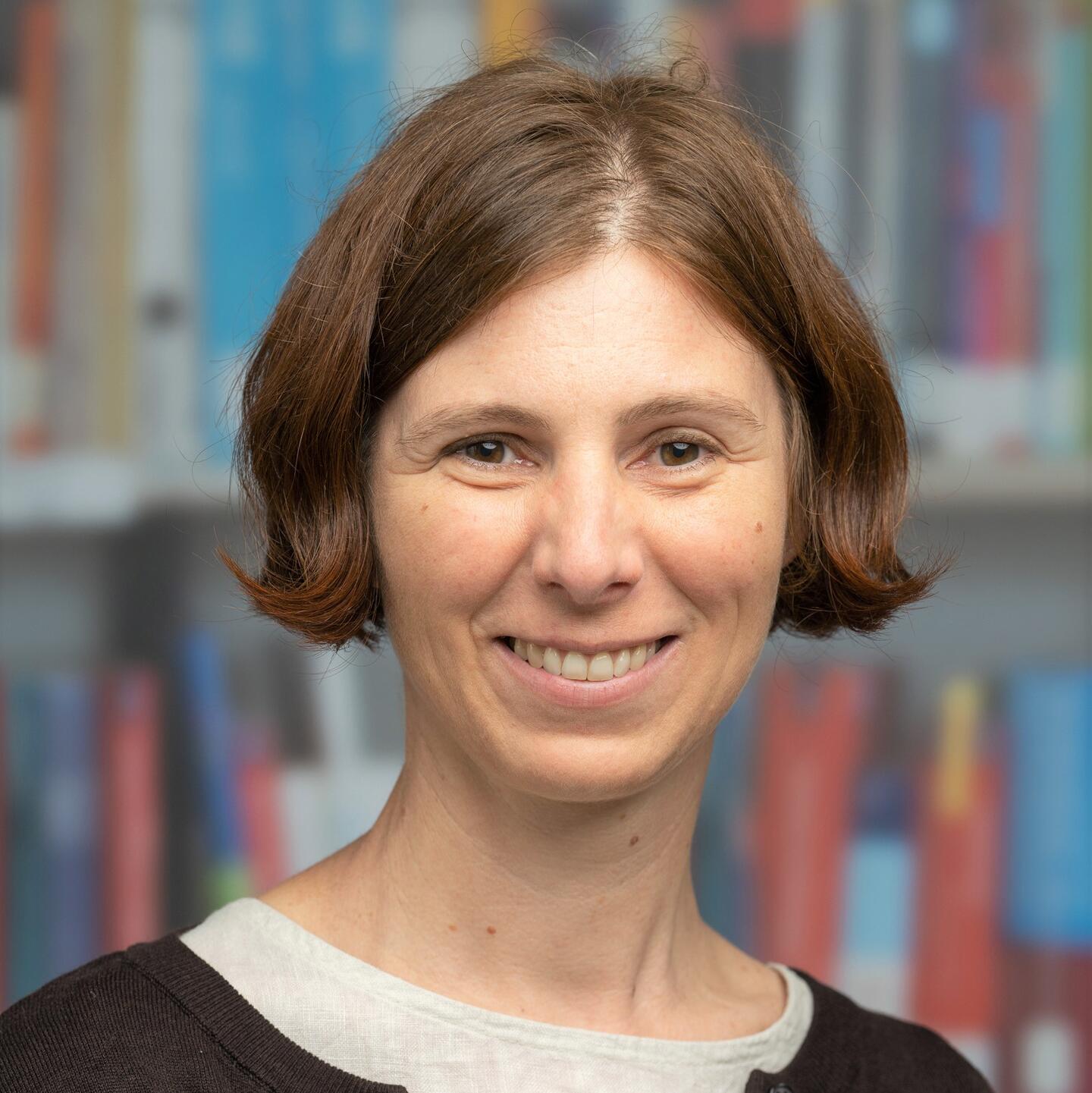 HS-Prof. Mag. Dr. Barbara Schrammel