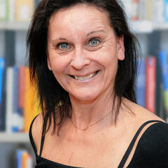 Dr. Constanza Furtlehner-Schlacher