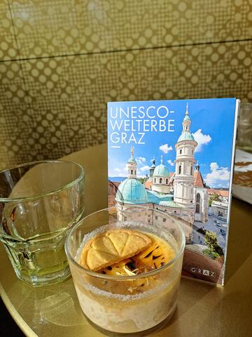 Creme Brulee und Limoncello + Grazer Weltkulturerbe Broschüre 
