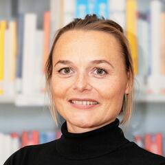 Prof. Dr. Magdalena Dorner-Pau Bakk. MA