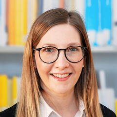 Prof. Mag. Maria Grandl